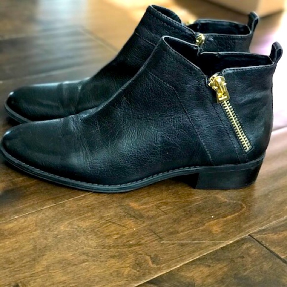 Franco Sarto Sondra Black Leather Ankle Boot